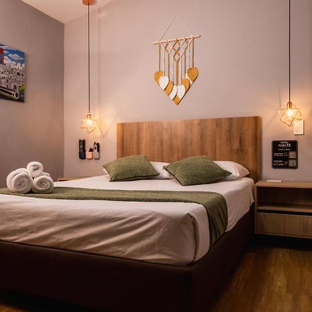 Hotel Casa 73 Deluxe Medellin Bagian luar foto