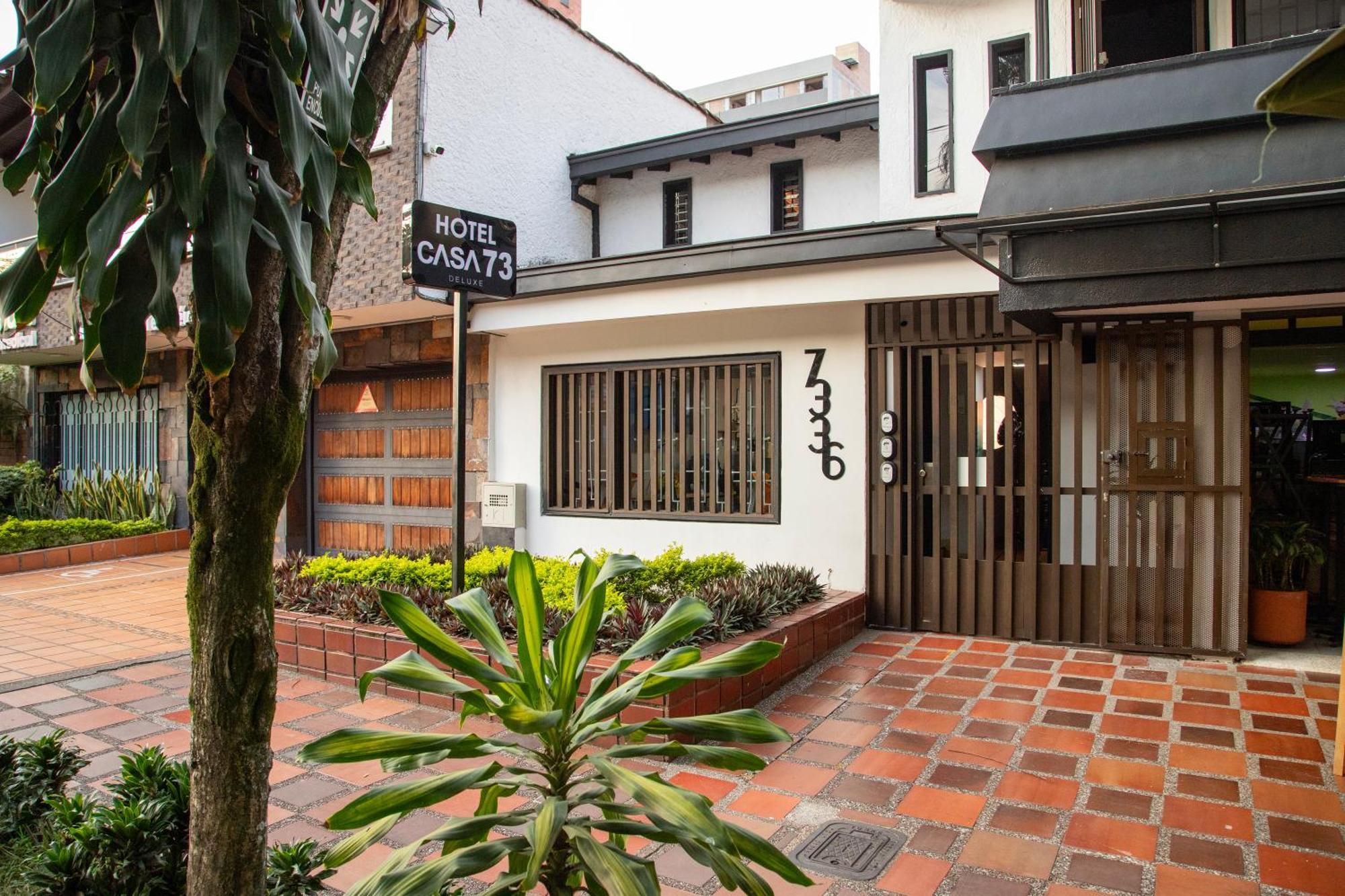 Hotel Casa 73 Deluxe Medellin Bagian luar foto