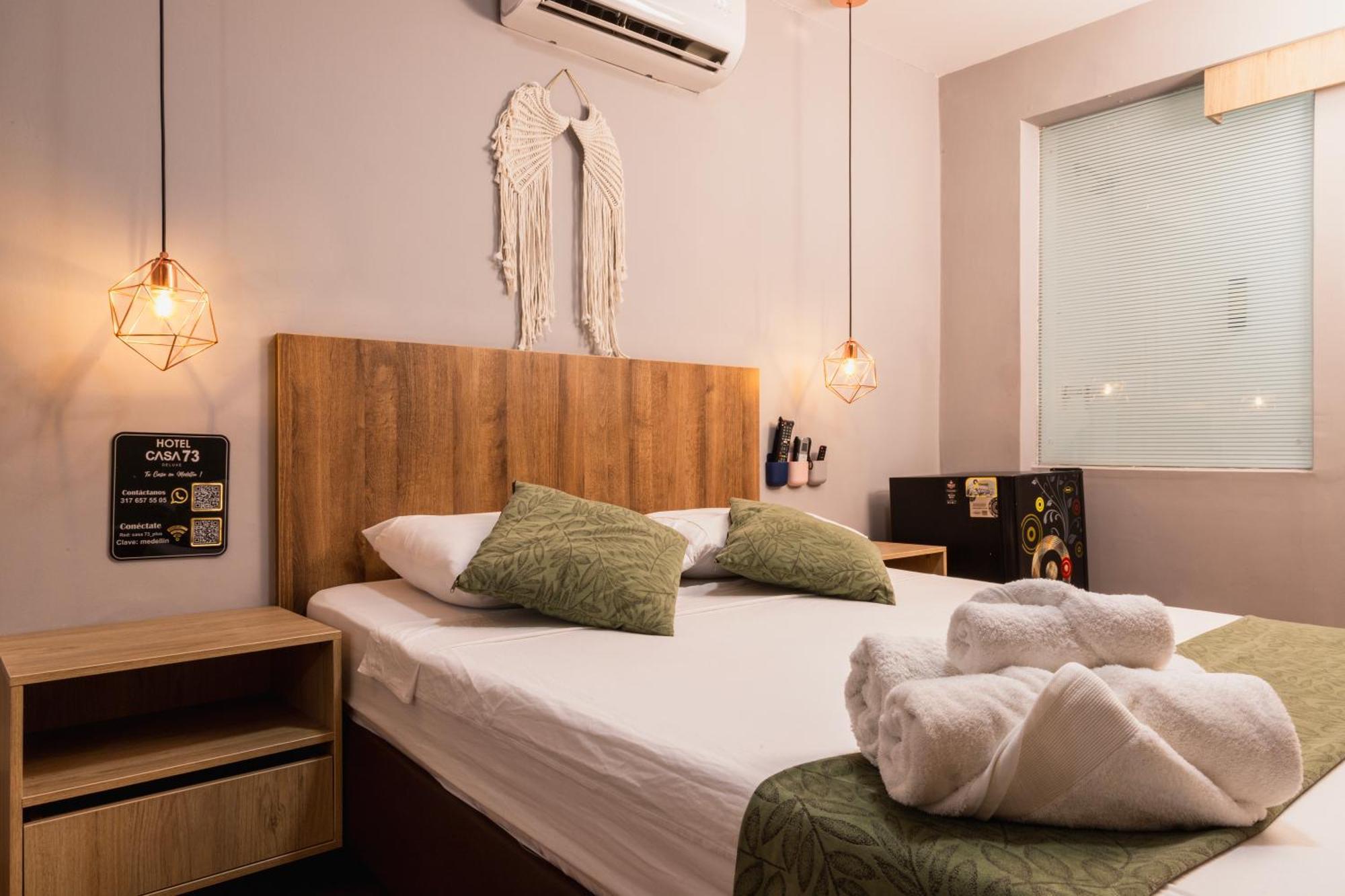 Hotel Casa 73 Deluxe Medellin Bagian luar foto