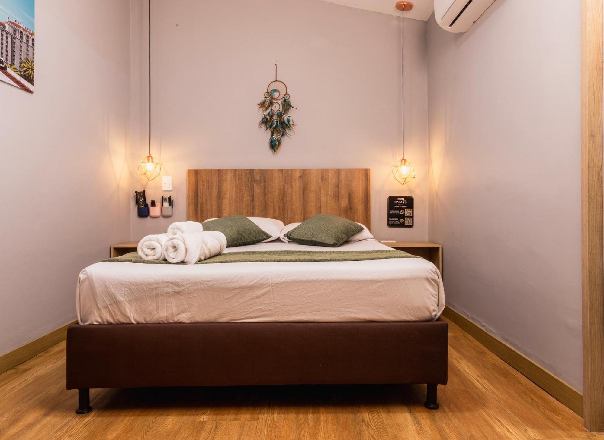 Hotel Casa 73 Deluxe Medellin Bagian luar foto
