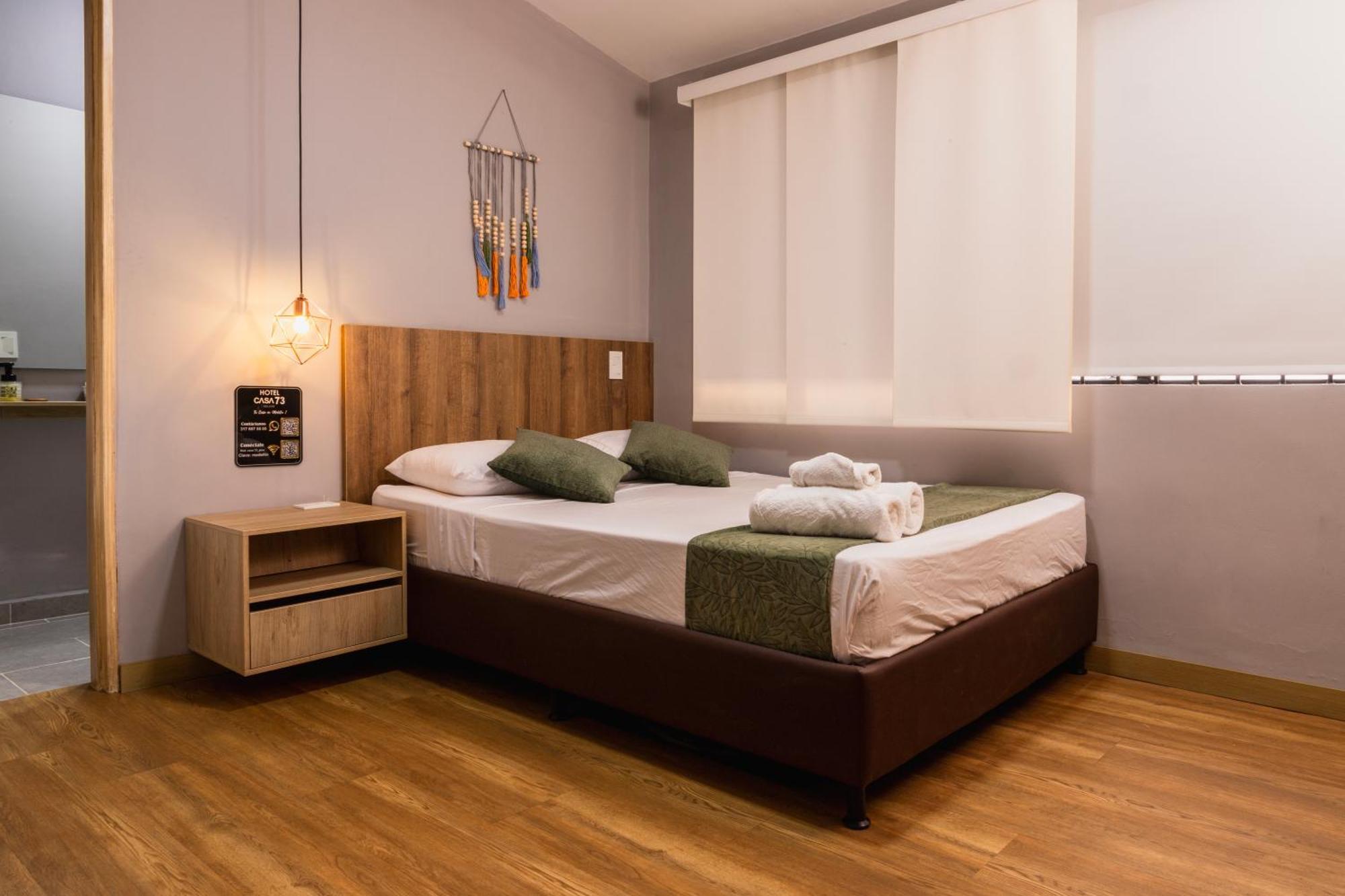 Hotel Casa 73 Deluxe Medellin Bagian luar foto